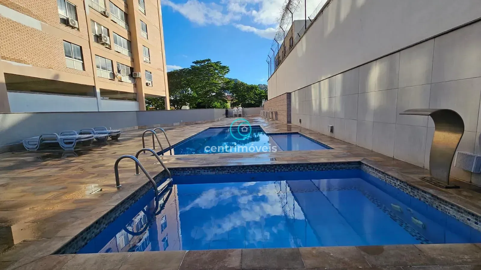 2-bedroom apartment with pool in the building — photo 37
