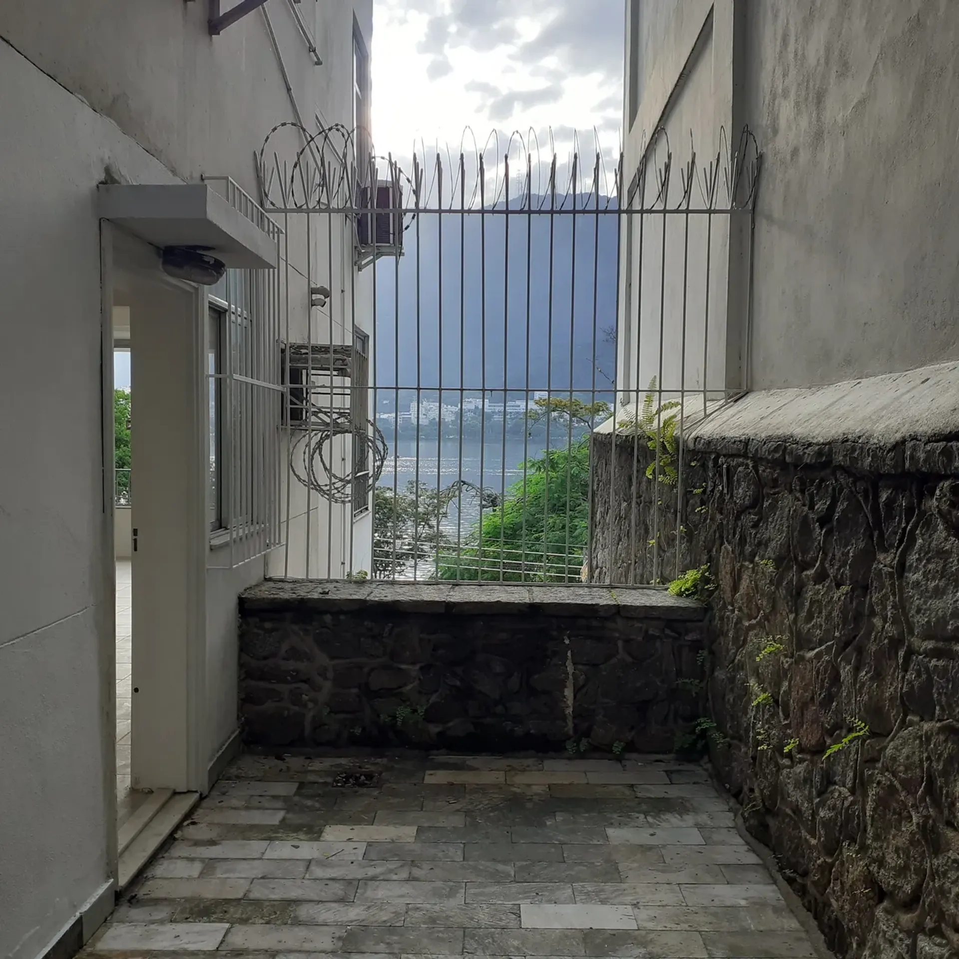 Квартира 153 м² с 2 спальнями и видом на воду и горы — photo 62