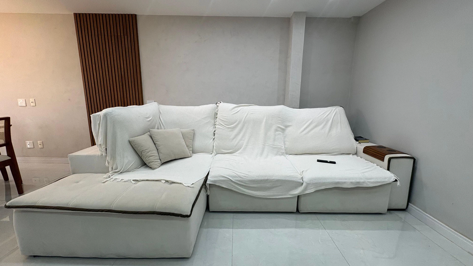 Furnished apartment, 114 m², with a jacuzzi — photo 20