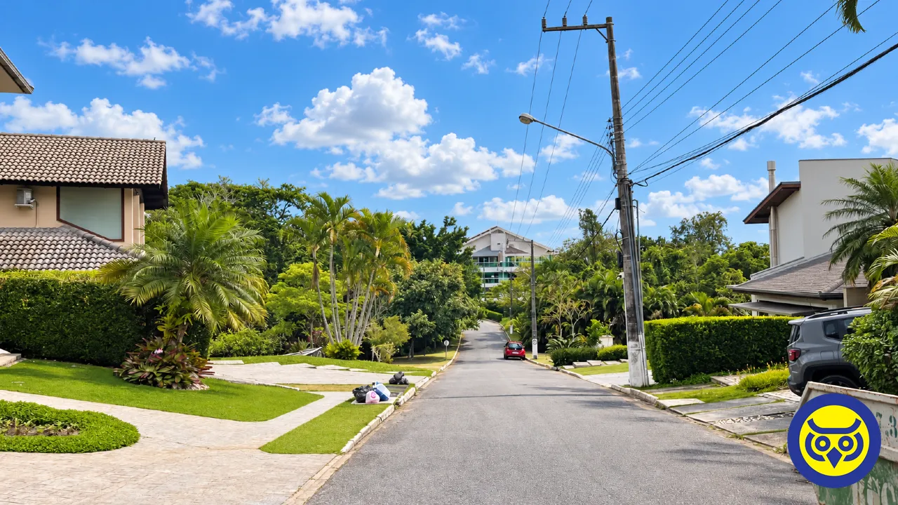 3-bedroom house with a water view — photo 10