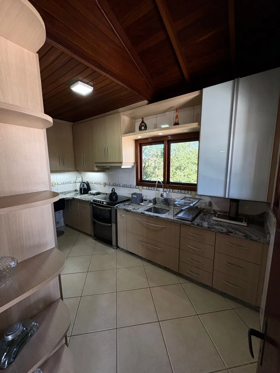 Furnished house with shared pool and 3 bedrooms — photo 19