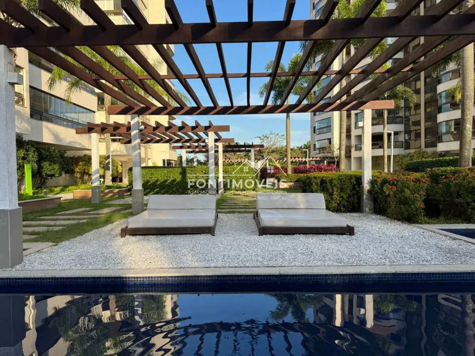 4-bedroom apartment with a balcony and 121 m² — photo 32