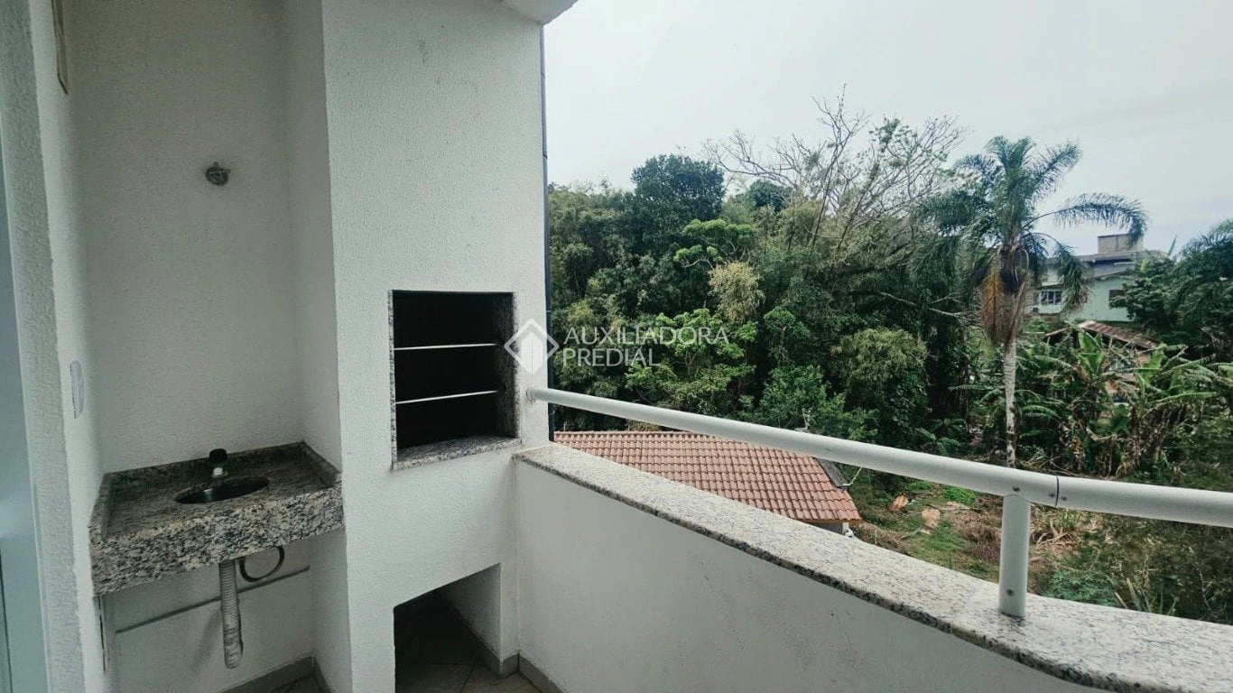 Furnished apartment, 62 m², with a grill on the balcony — photo 5