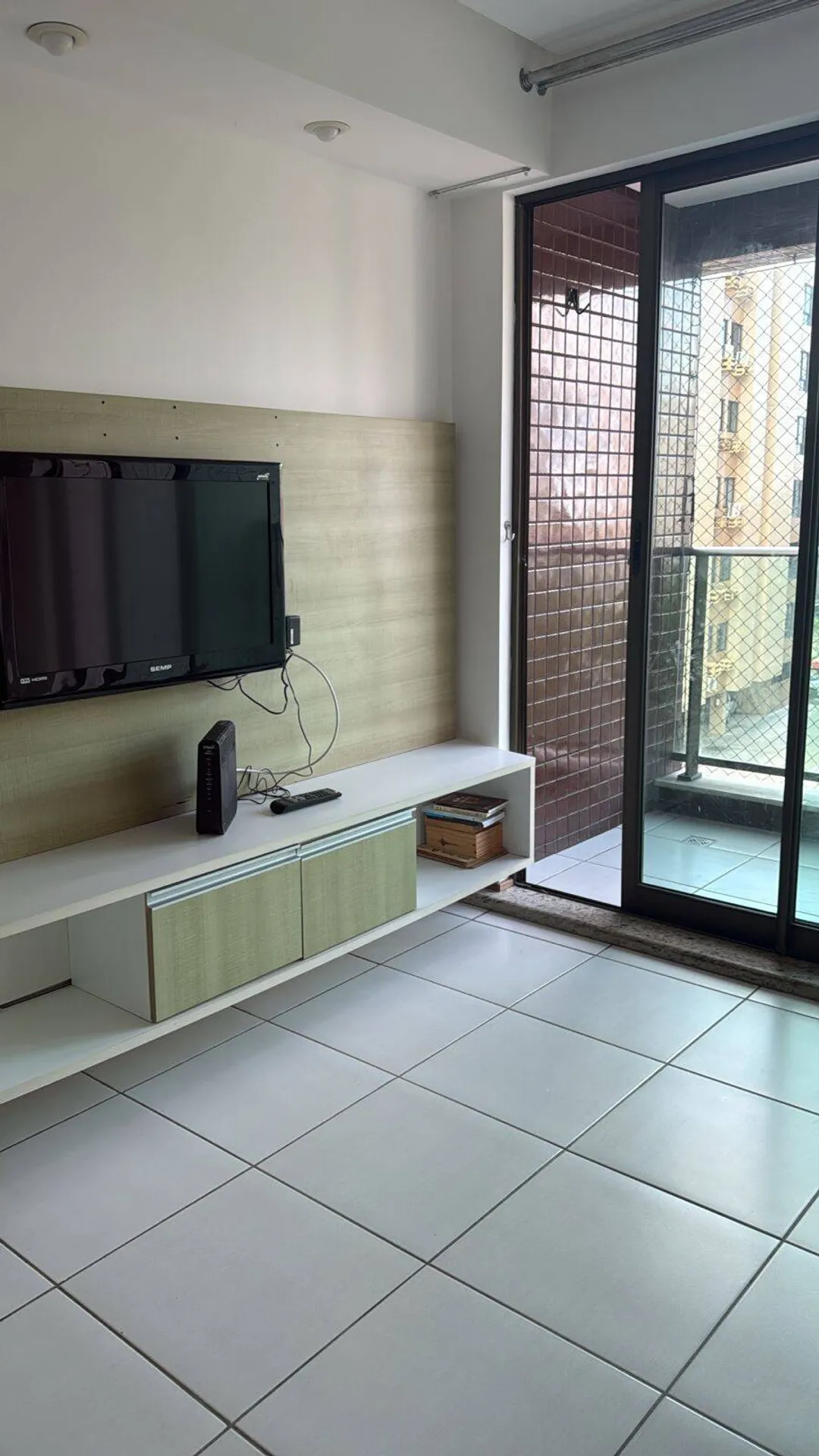 Квартира з 1 спальнею 48 м² і балконом — photo 3