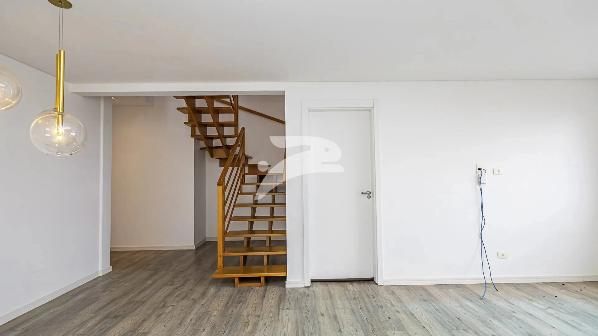 Top-floor apartment with 2 bedrooms and private terrace — photo 23
