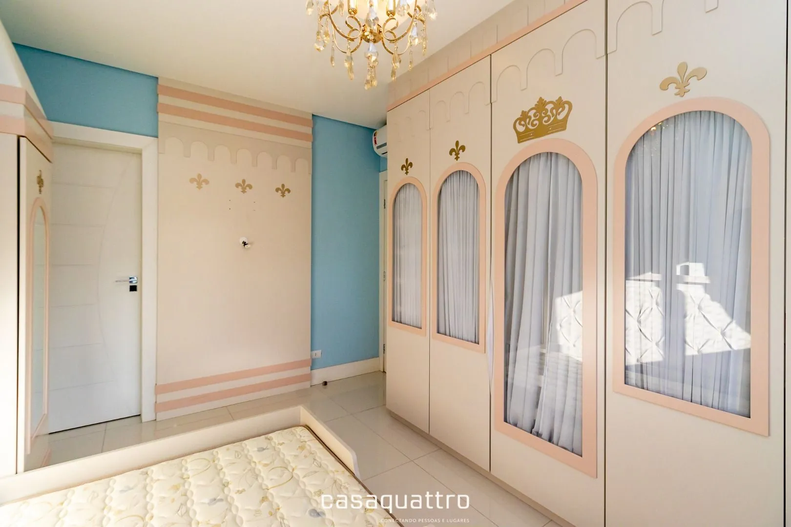 Furnished house with 3 bedrooms and 4 bathrooms — photo 33