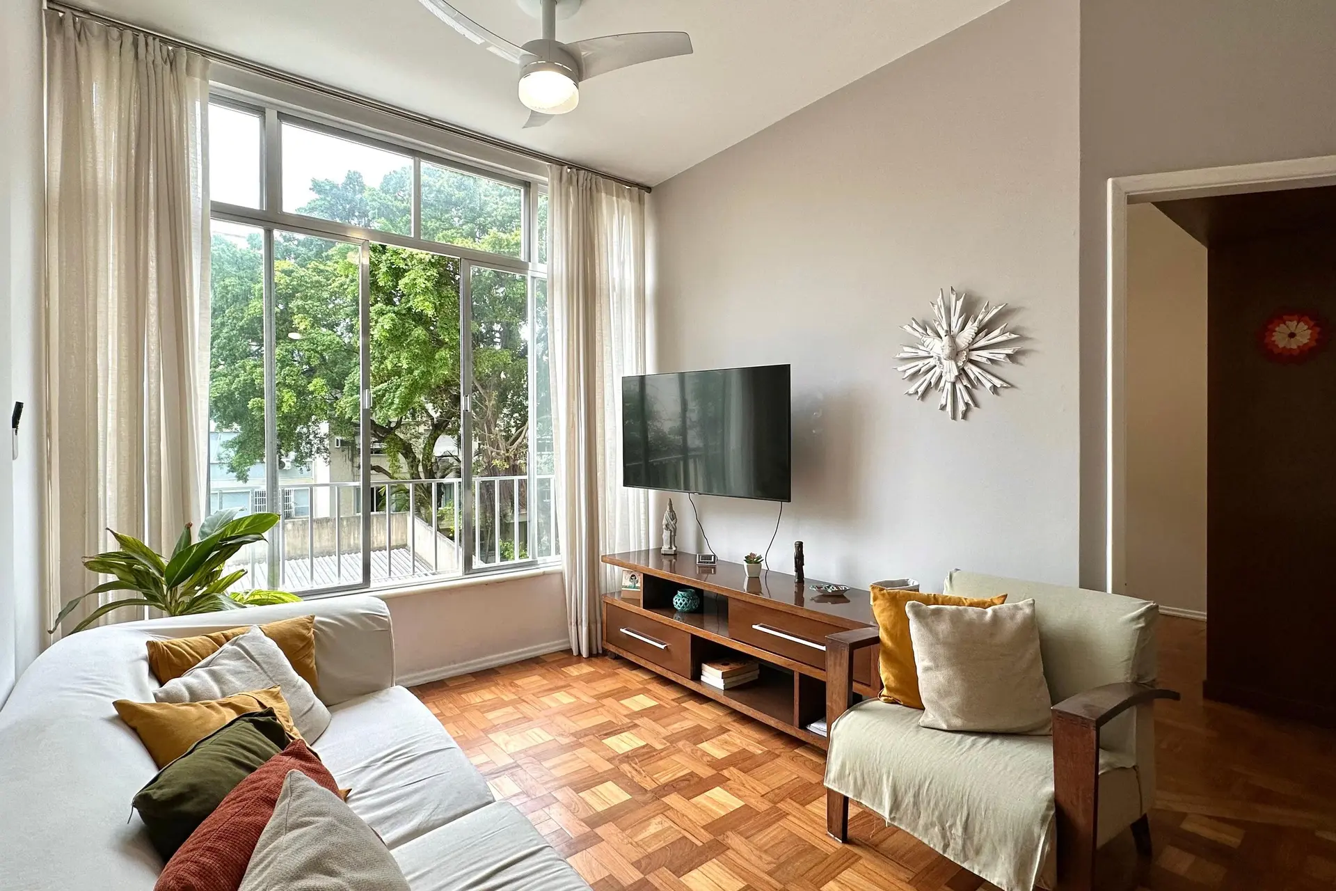 Apartamento mobiliado com 3 quartos e fogão a gás — photo 2
