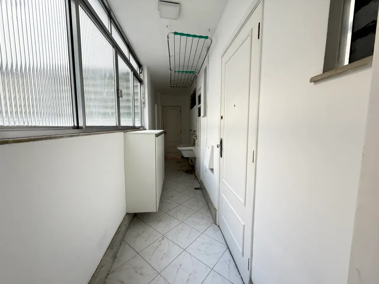 132 m² apartment with 3 bedrooms and 1 parking space — photo 31