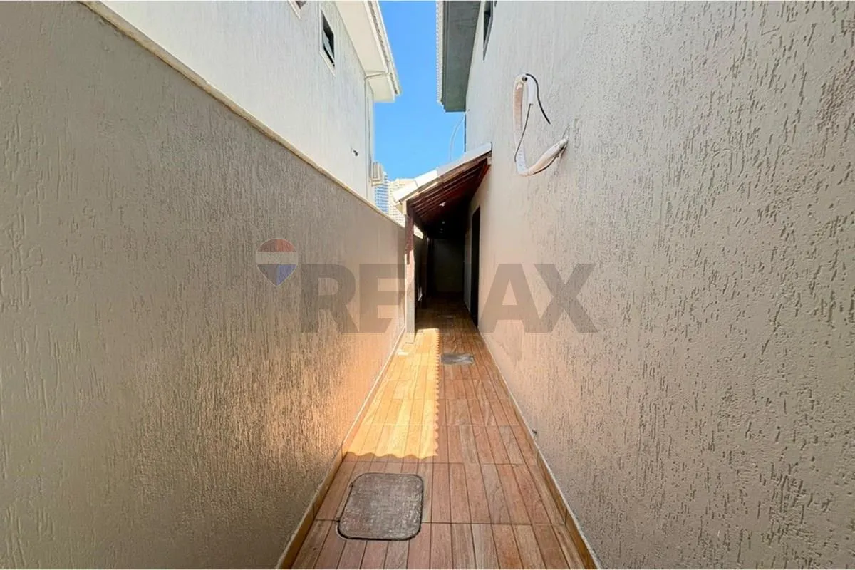 4-suite house with 305 m² and 3 parking spaces — photo 49