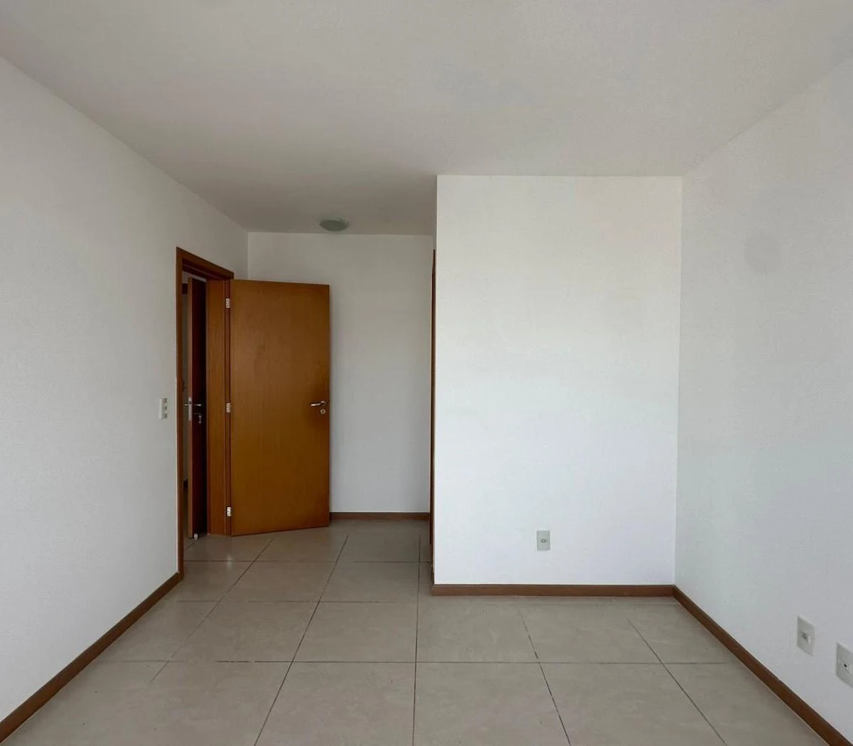 3-bedroom apartment with a water view in Florianópolis — photo 35