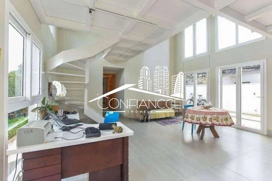 House with balcony and 3 bedrooms, 446 m² — photo 5