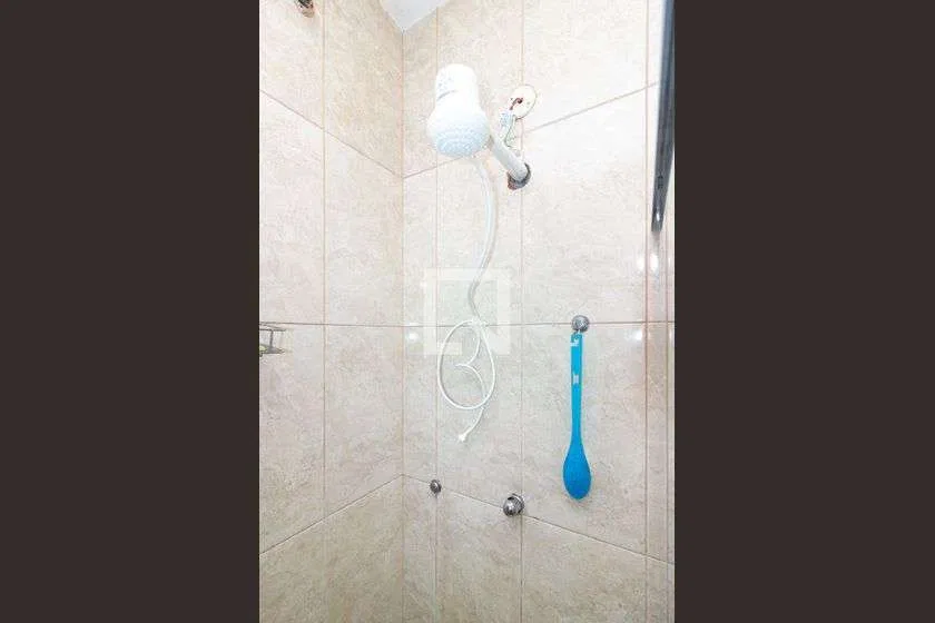 Casa mobiliada com 2 quartos e varanda privativa — photo 2
