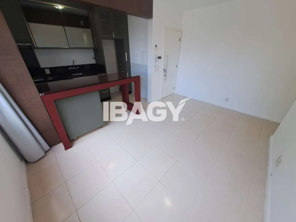 Apartamento de 79 m² com 2 dormitórios e cozinha integrada — photo 2