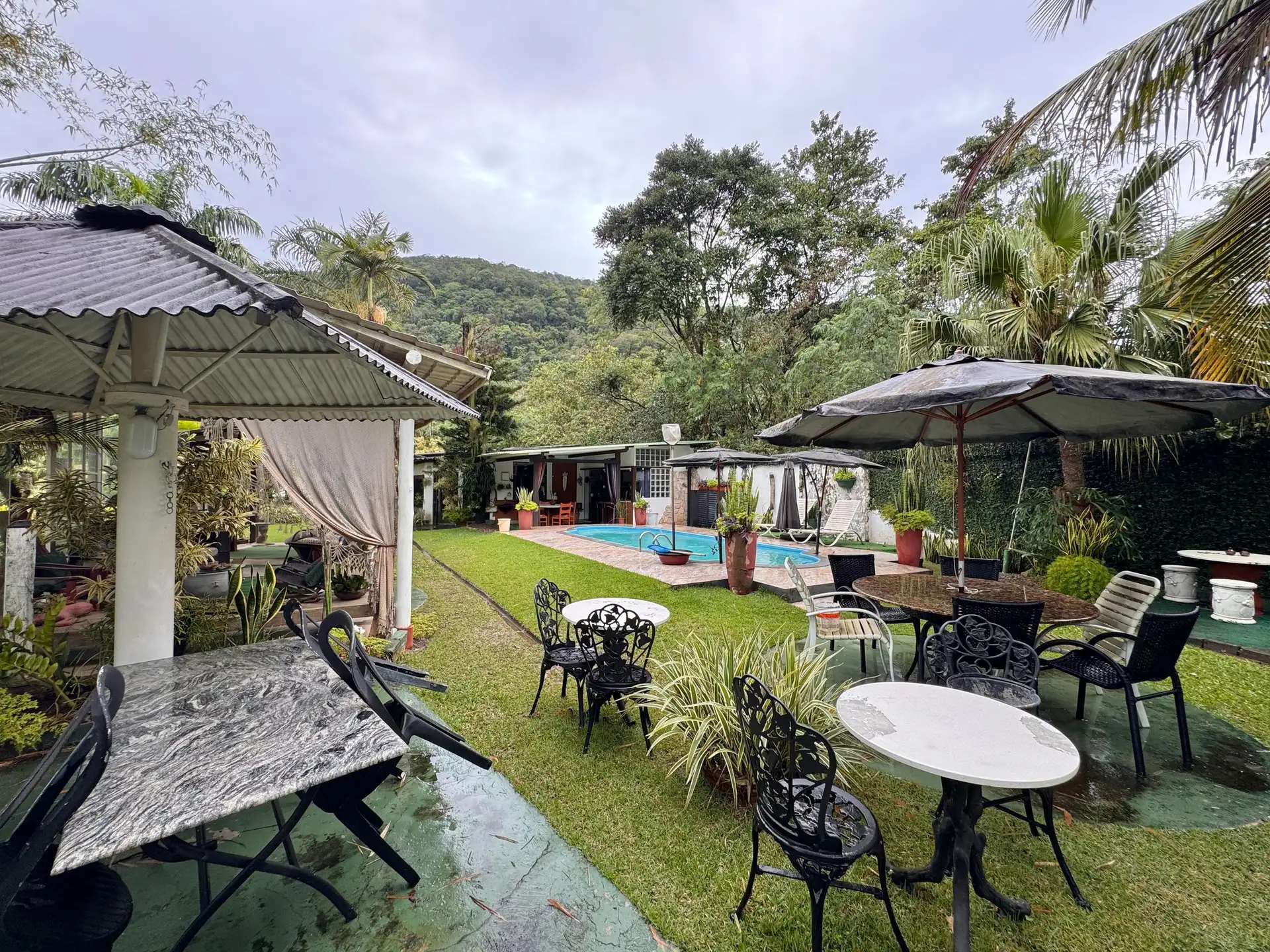Casa para locação com 3 suítes e jardim privativo — photo 84