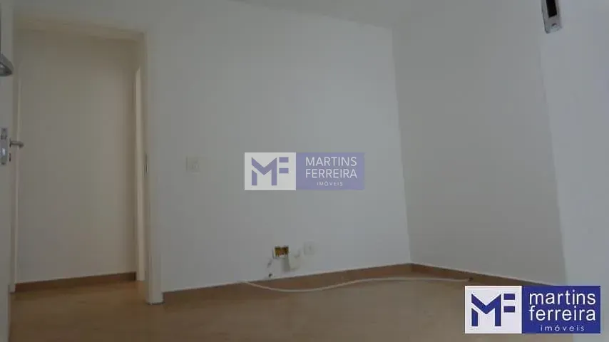 Apartamento sem mobília com 2 quartos e cozinha fechada — photo 21