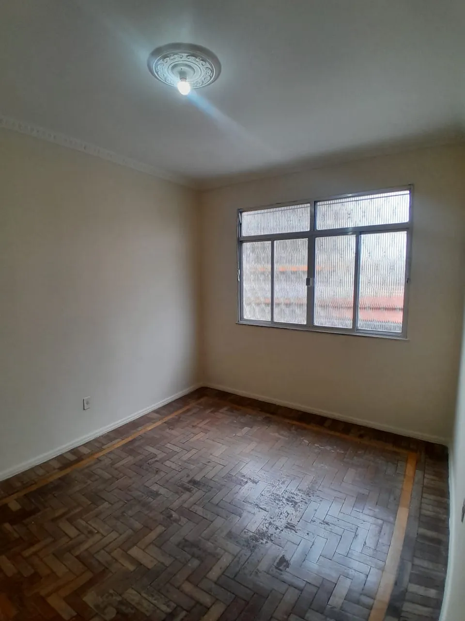 Apartamento de 3 quartos com armários planejados na cozinha — photo 7