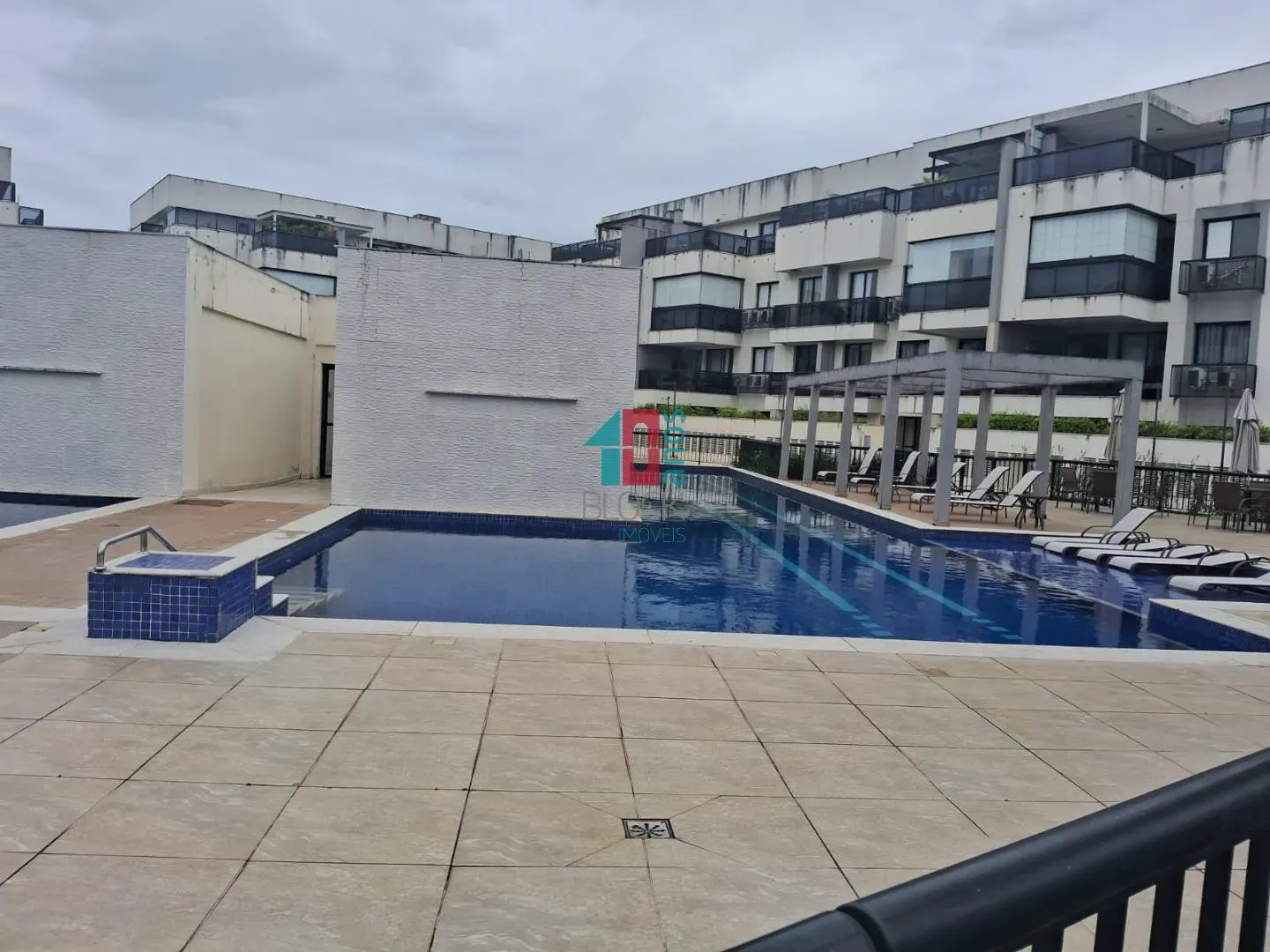 Apartment, 73 m², with a glass-enclosed balcony — photo 36