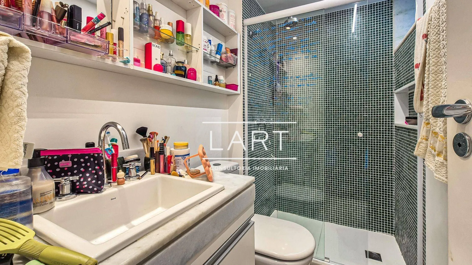 3-bedroom apartment with 240 m² and 3 parking spaces — photo 25