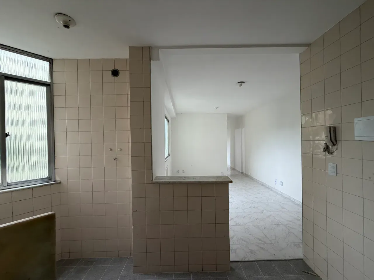 Apartment on the 5th floor with a mountain view — photo 2