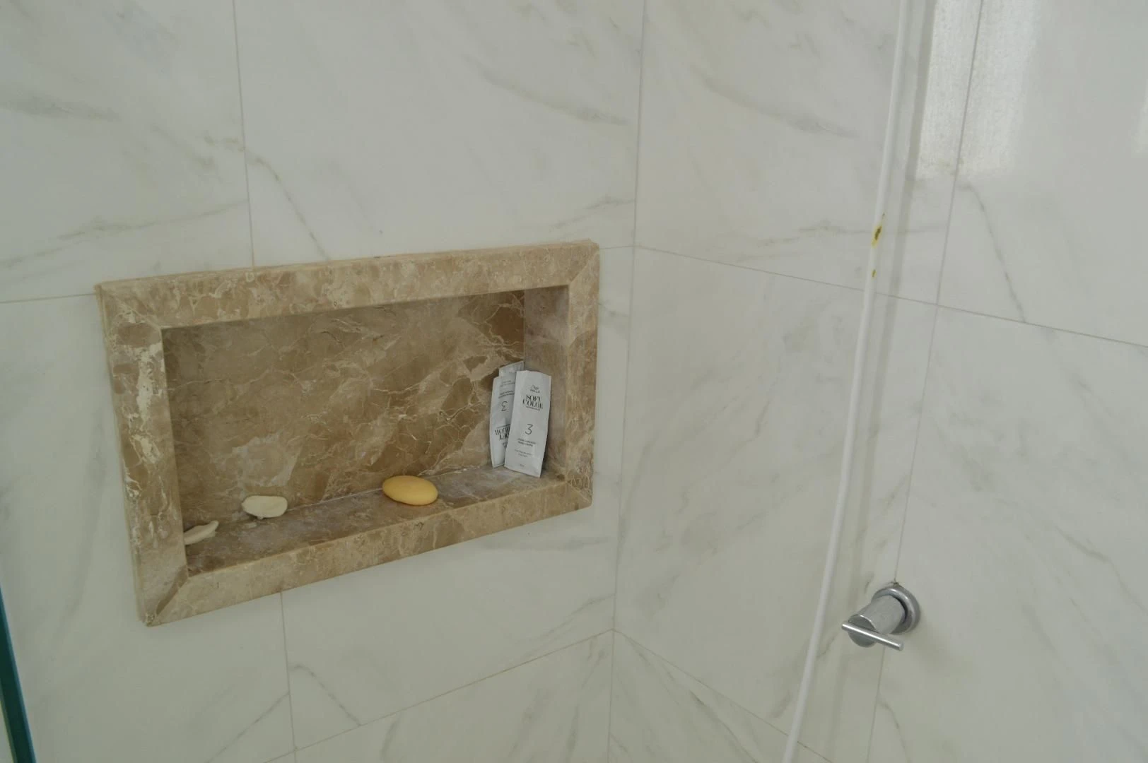 Ванна та 3 спальні: будинок 390 м² — photo 33