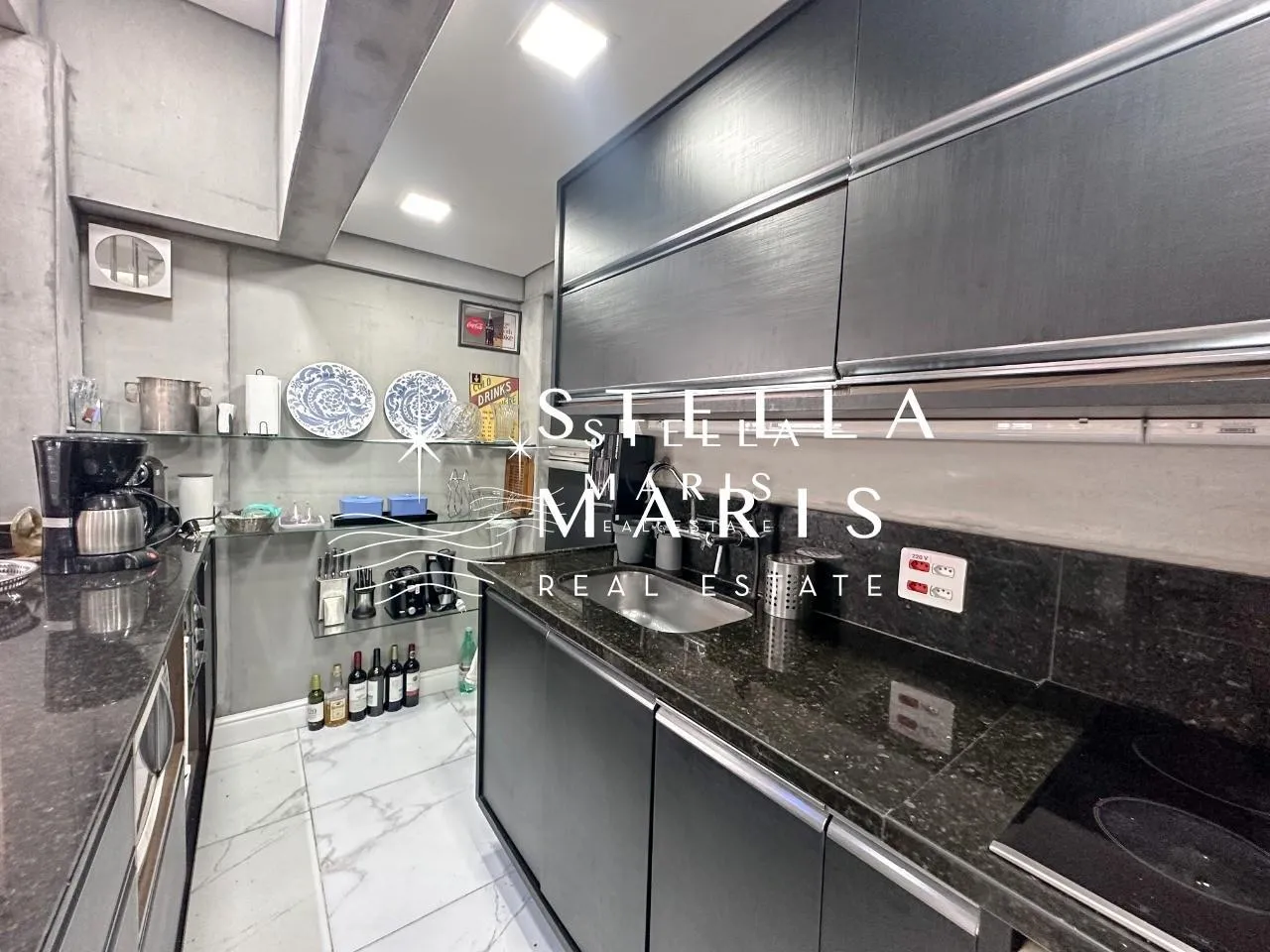 Furnished 2-bedroom apartment with 3 bathrooms — photo 9