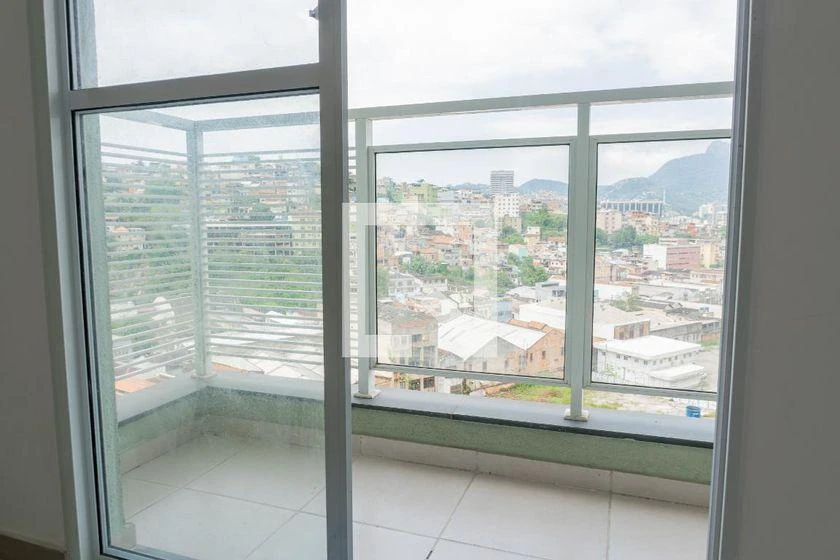 Mountain view in a 2-bedroom apartment, 50 m² — photo 8