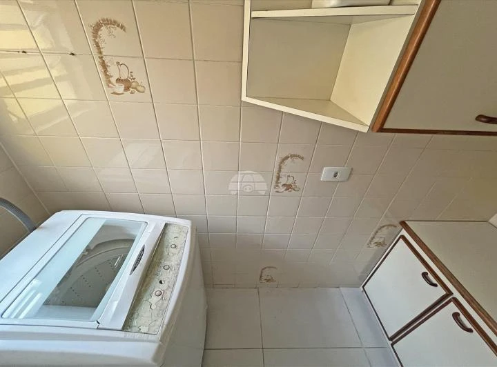 3-bedroom apartment with a full kitchen gas setup — photo 7