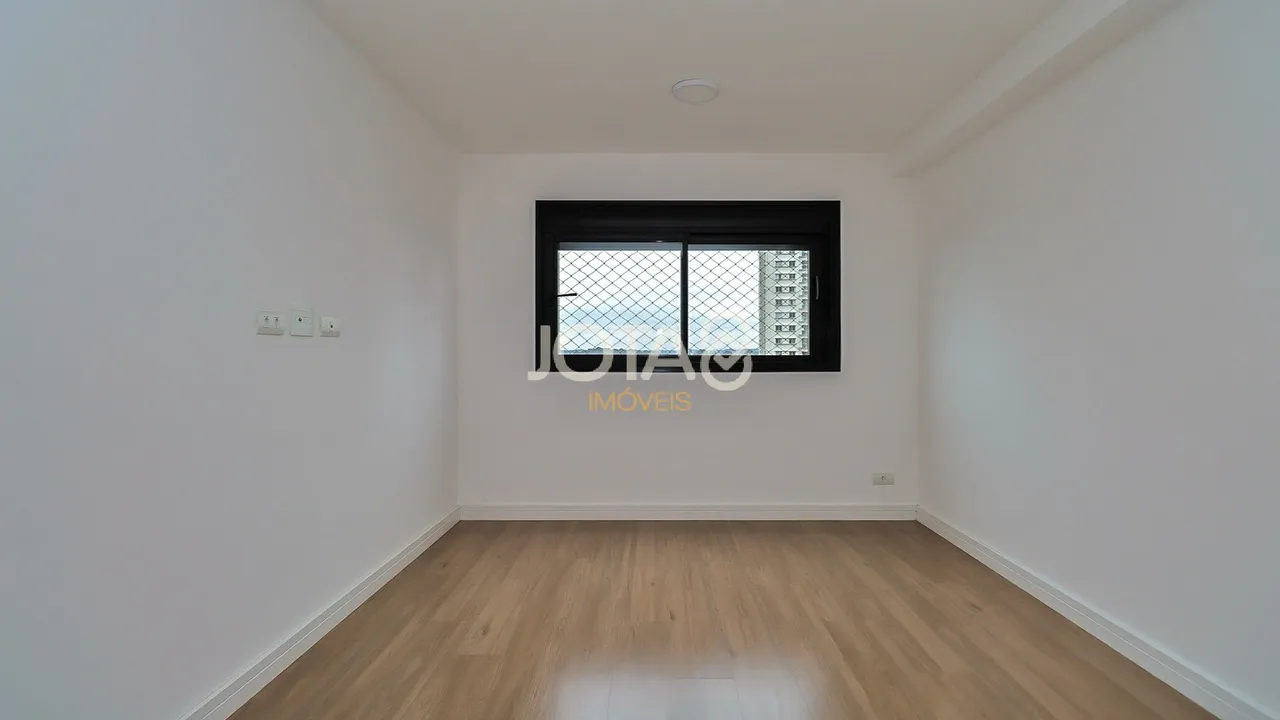 2-bedroom apartment with 139 m² and 2 parking spaces — photo 16