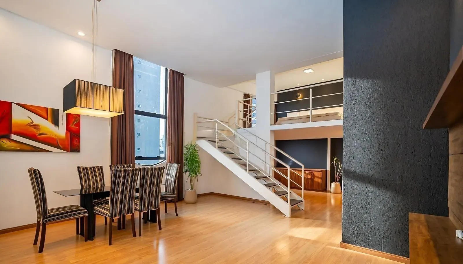 Furnished 1-bedroom apartment with private garden