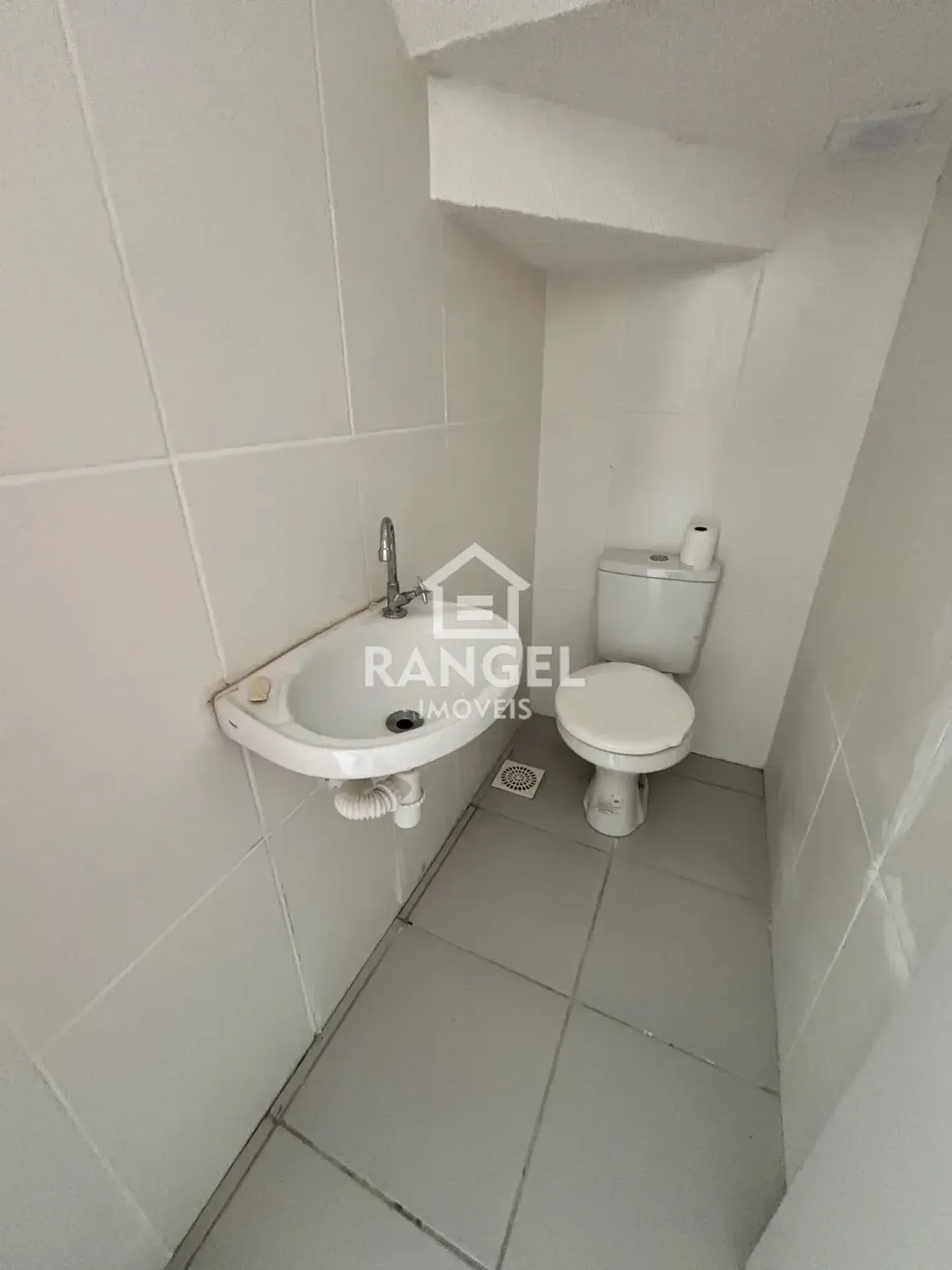House with a private garden and a separate kitchen — photo 6
