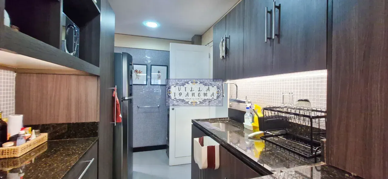 2-bedroom apartment with balcony and floor-to-ceiling windows — photo 4