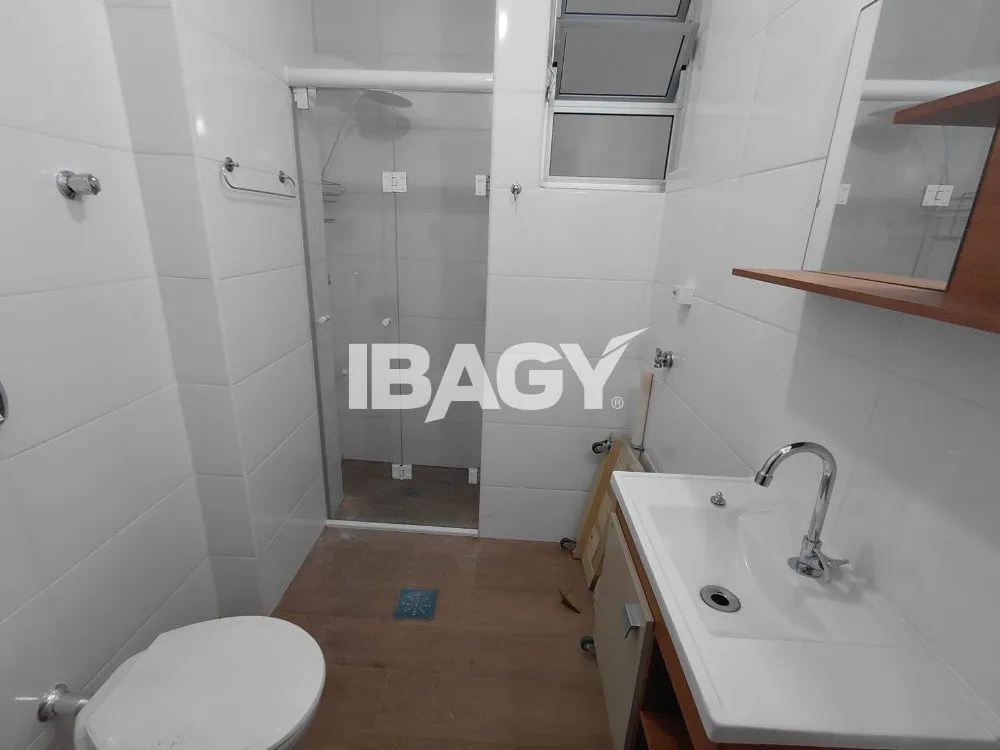 Apartamento de 1 dormitorio sin amueblar con cocina compacta — photo 12