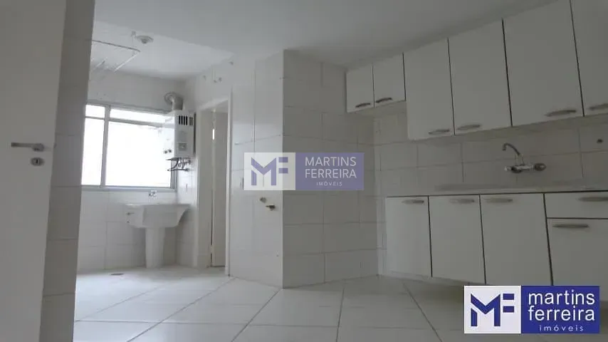 Apartamento sem mobília com 2 quartos e cozinha fechada — photo 8