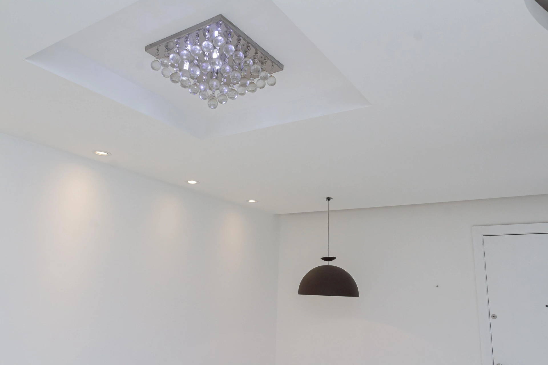 2-bedroom apartment in a building with a pool — photo 35