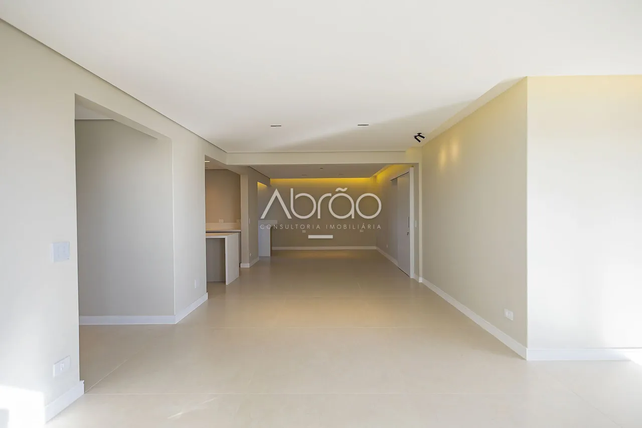 3-bedroom apartment with 1 en-suite bathroom — photo 3