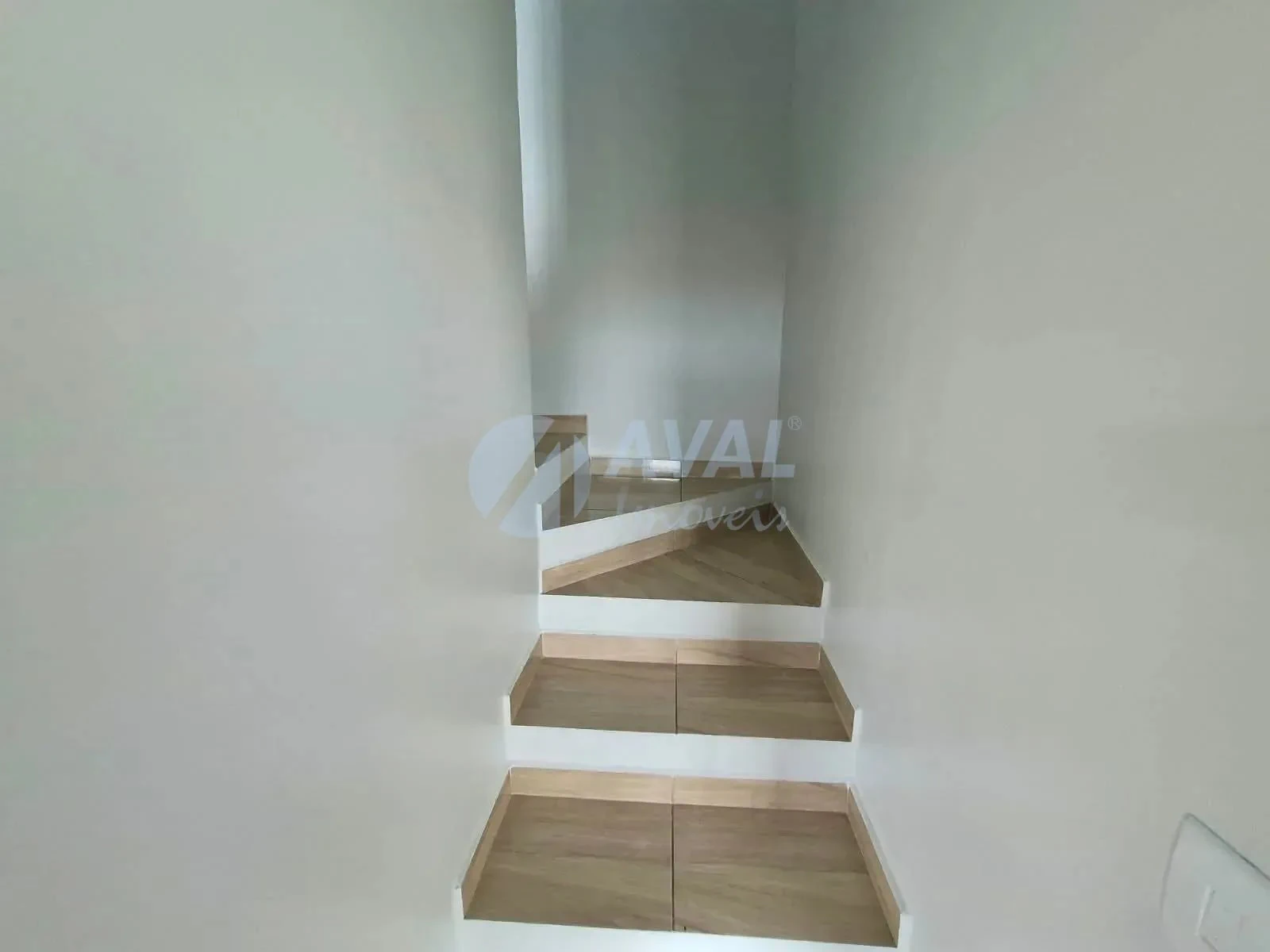 House, 240 m², with a private BBQ — photo 8
