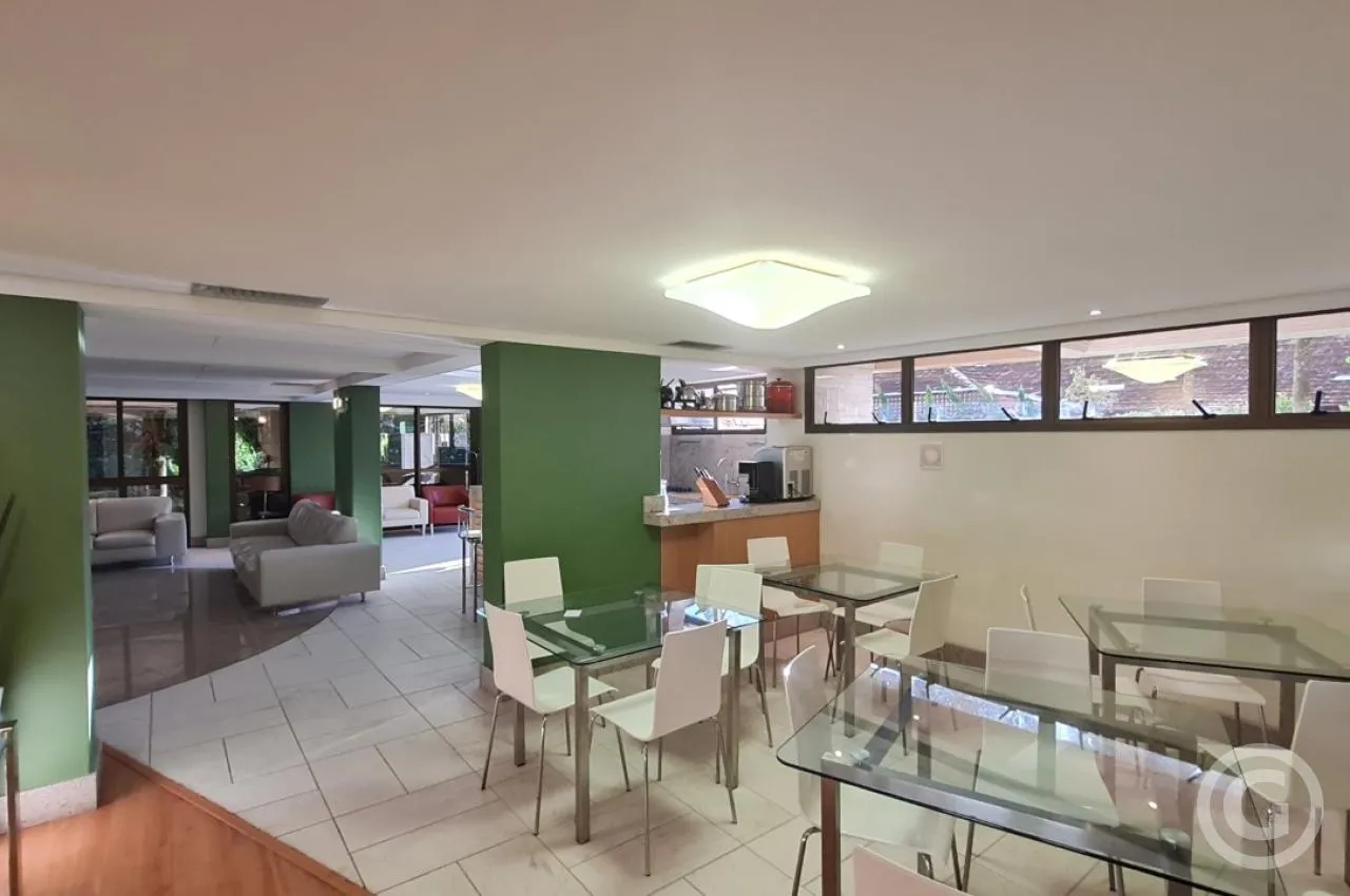Apartment, 61 m², with a glass-enclosed balcony — photo 9
