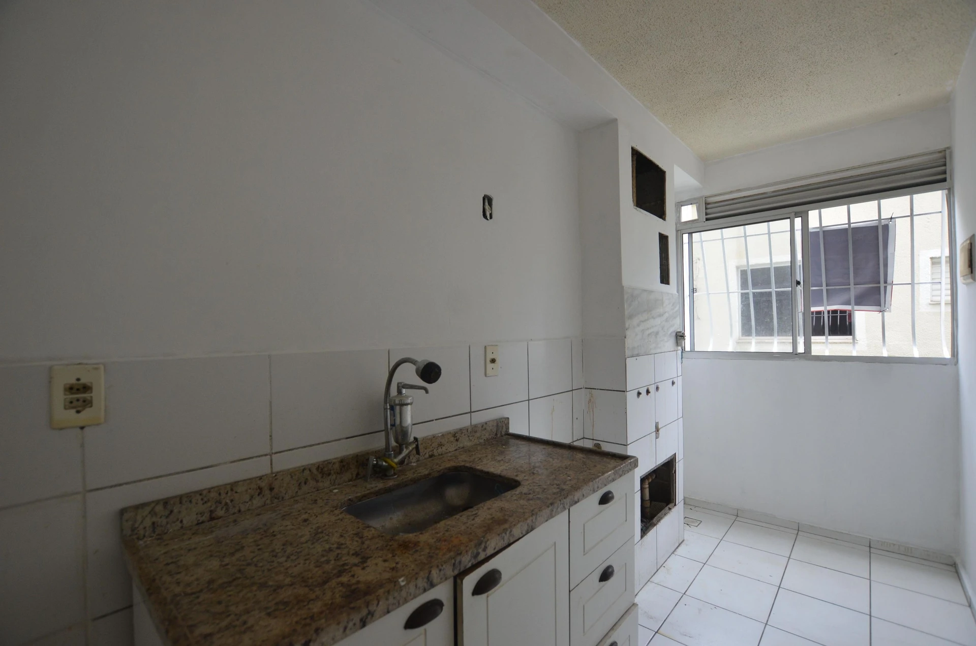 2-bedroom apartment with a private garden — photo 3