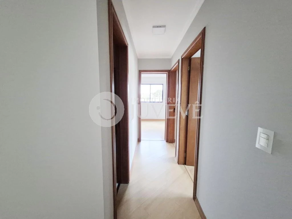 Furnished 3-bedroom apartment with enclosed balcony grill — photo 34