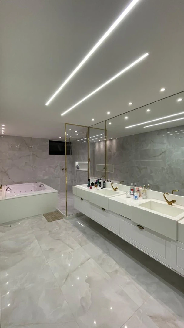 Casa triplex mobiliada com 5 suítes e varanda privativa — photo 12