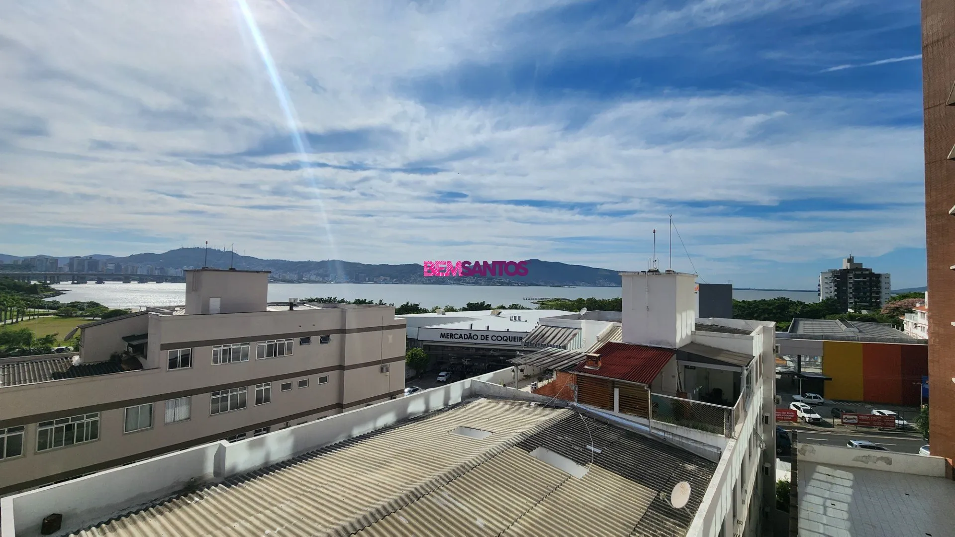 Furnished 4-bedroom apartment with a balcony — photo 36
