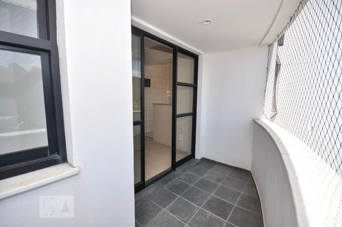 2-bedroom apartment with a mountain view in Rio de Janeiro — photo 15