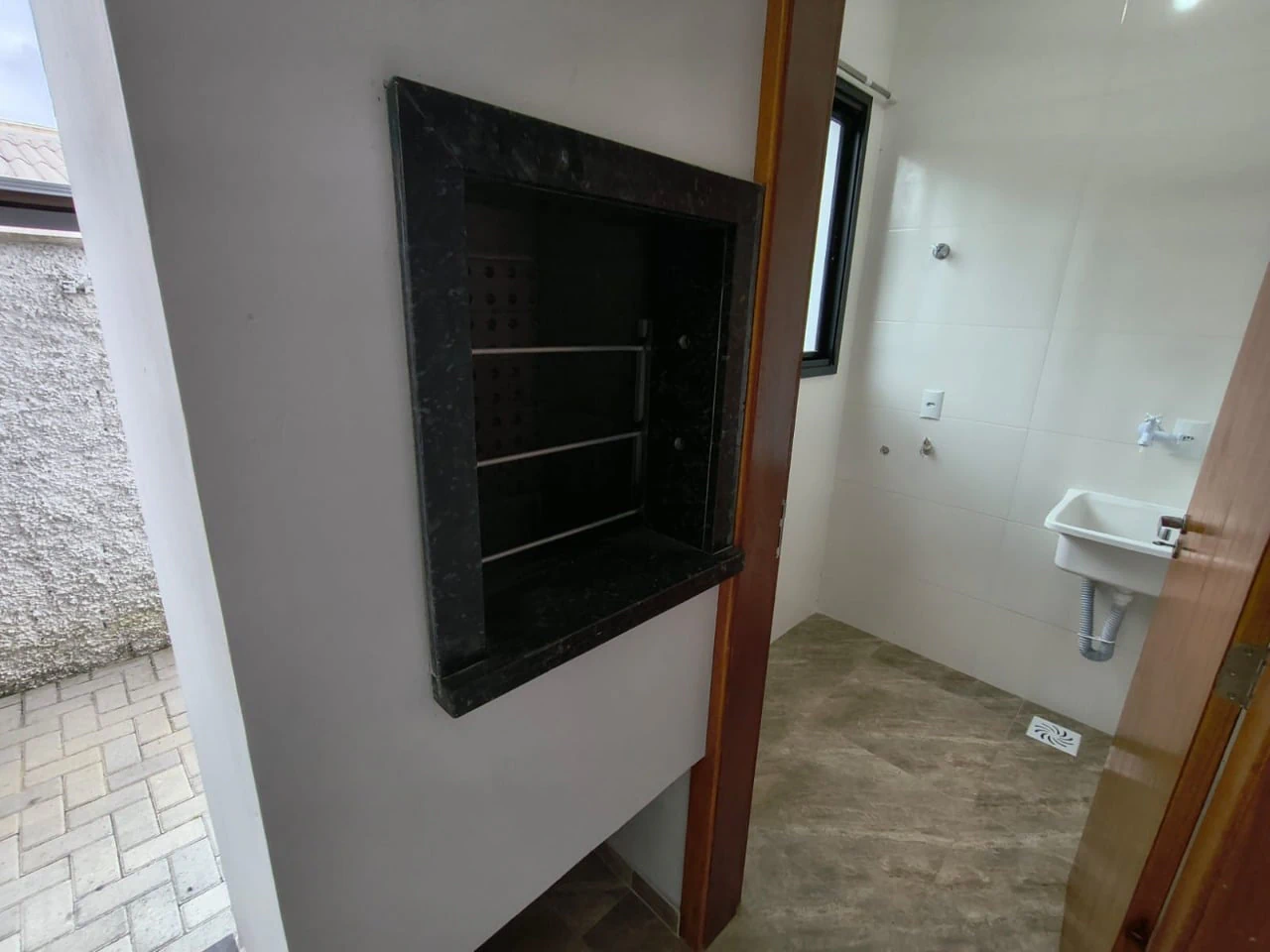 Балкон с грилем и 2 спальни: дом 98 м² — photo 15