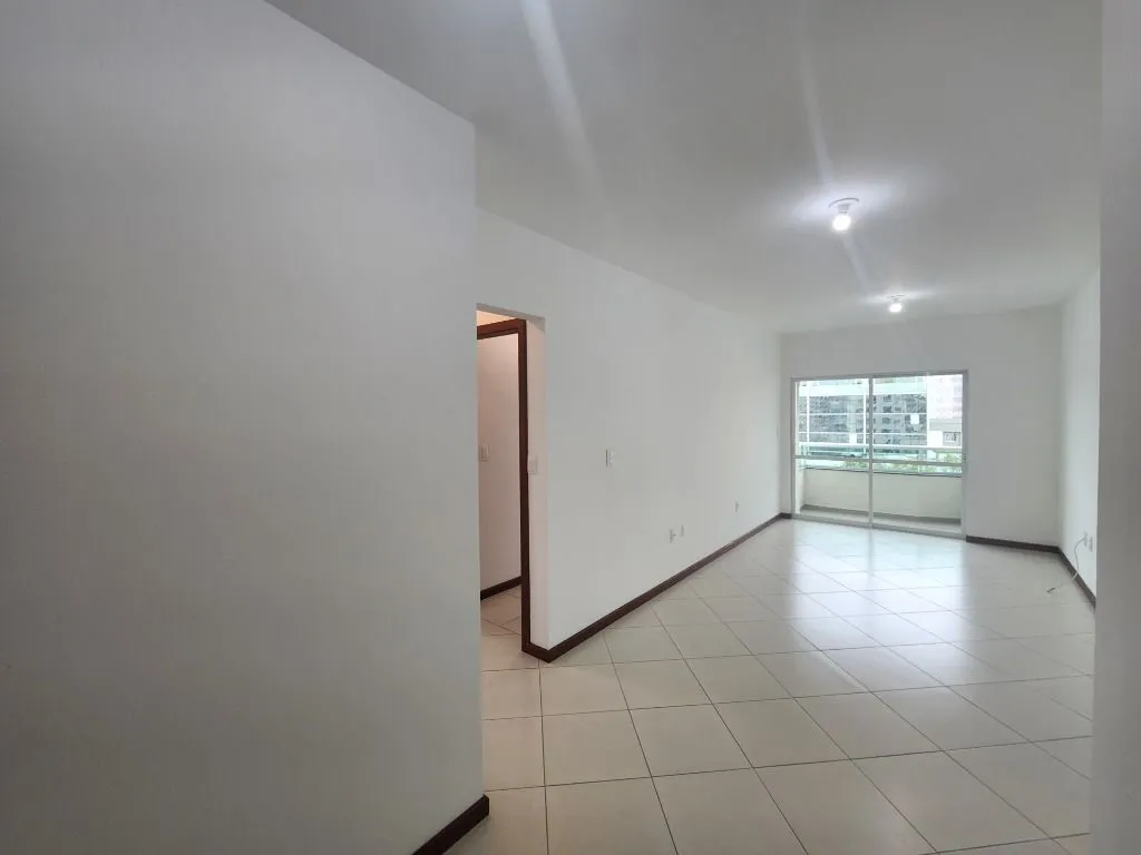 2-bedroom apartment, 1 with its own bathroom, 75 m²