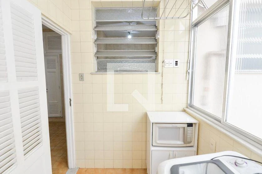 110 m² apartment with a washing machine and a home office — photo 34