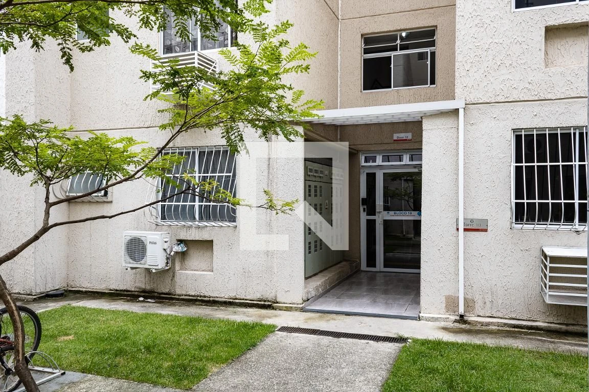 Washing machine in a 2-bedroom apartment, 44 m² — photo 16