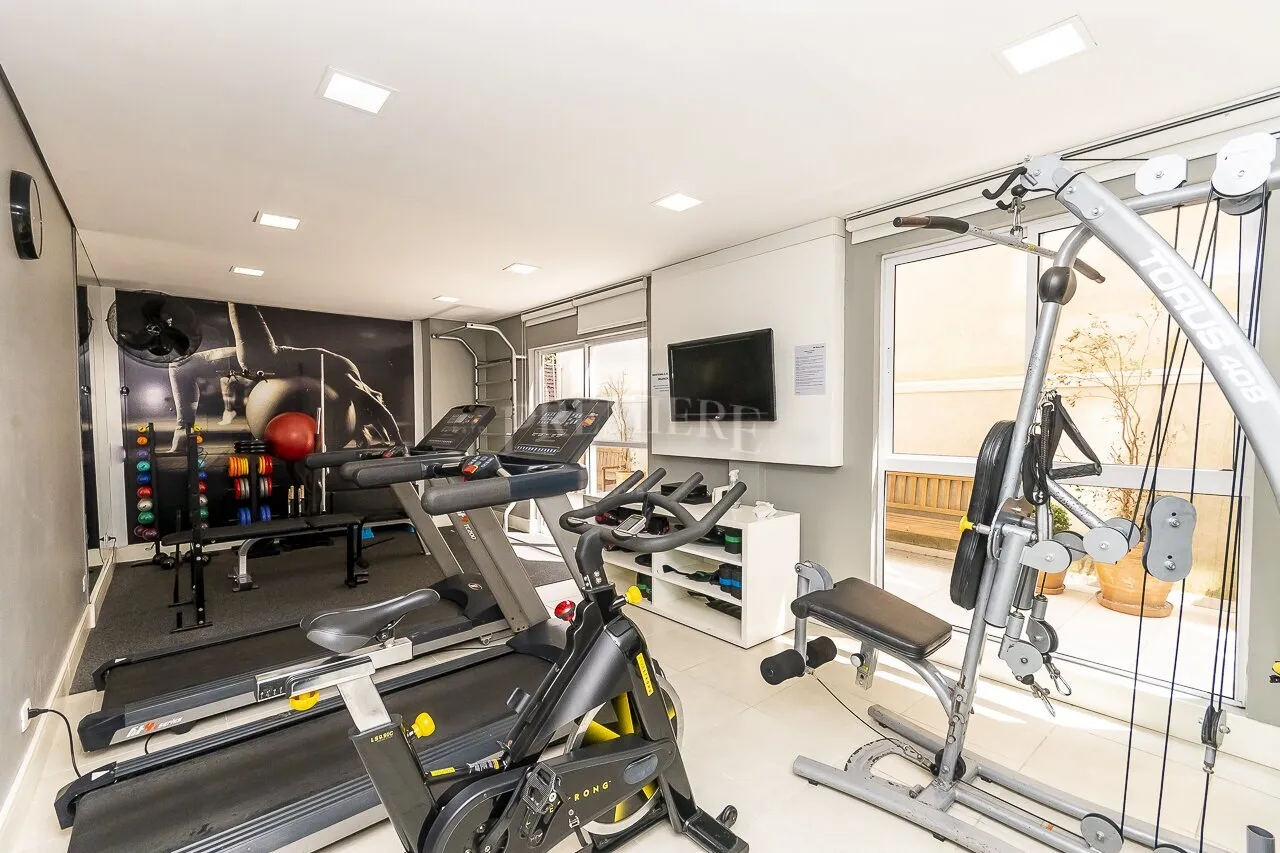 Меблированное студио 60 м² с 1 парковкой и кухней — photo 23