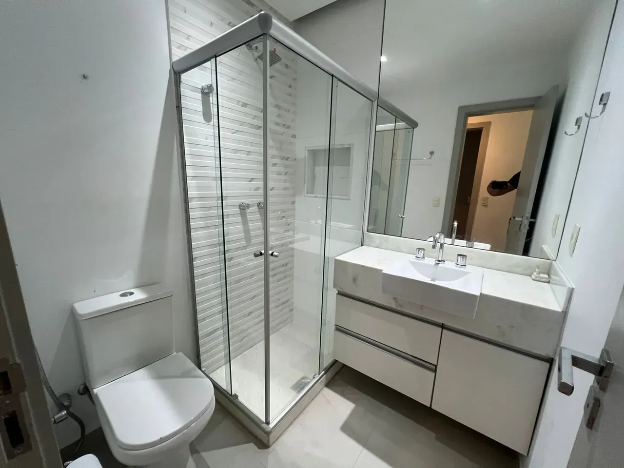 Casa com 5 quartos e 5 banheiros, 3 vagas — photo 25