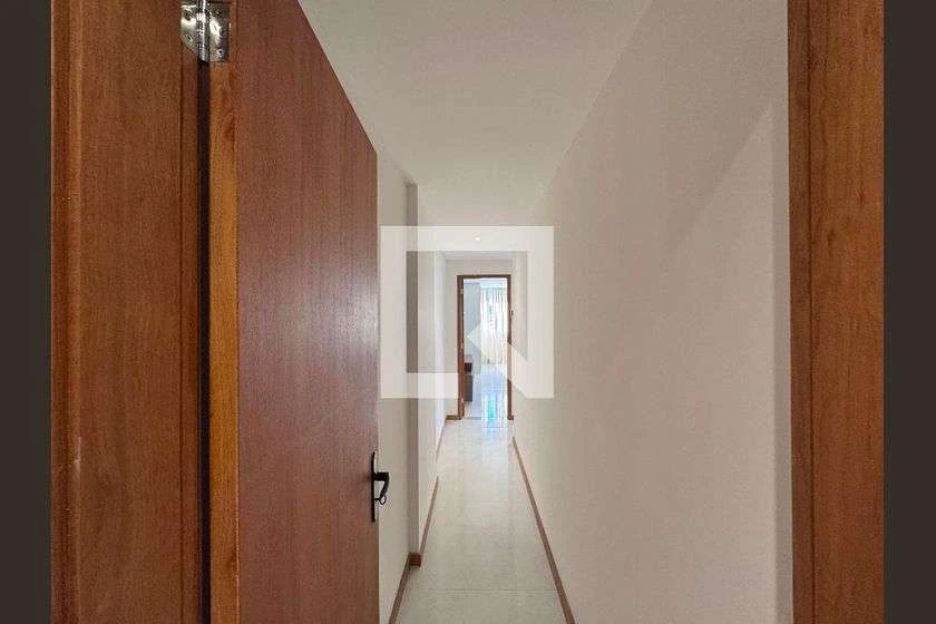 Rental penthouse with 3 en-suite bedrooms and 306 m² — photo 27