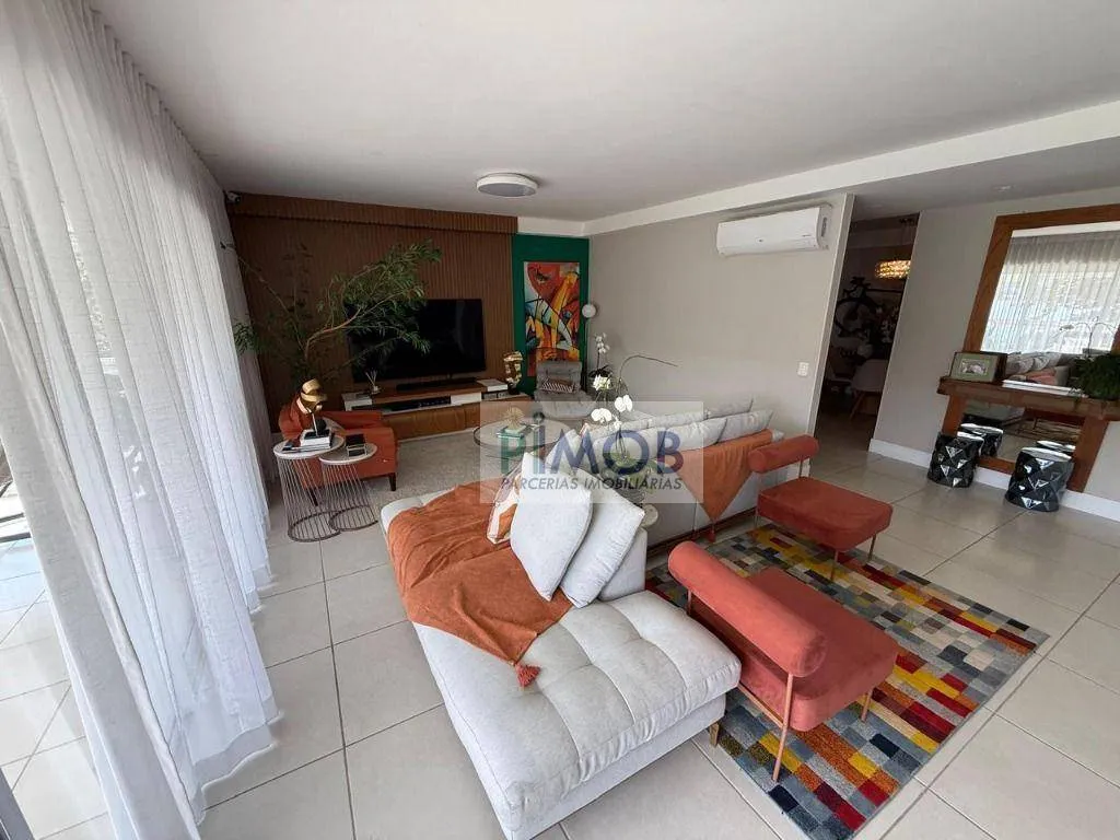 227 m² apartment with 5 bedrooms and 5 bathrooms — photo 16